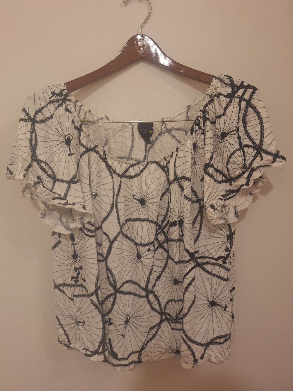 W5 White Off-Shoulder Blouse with Black Floral Wheel Print
